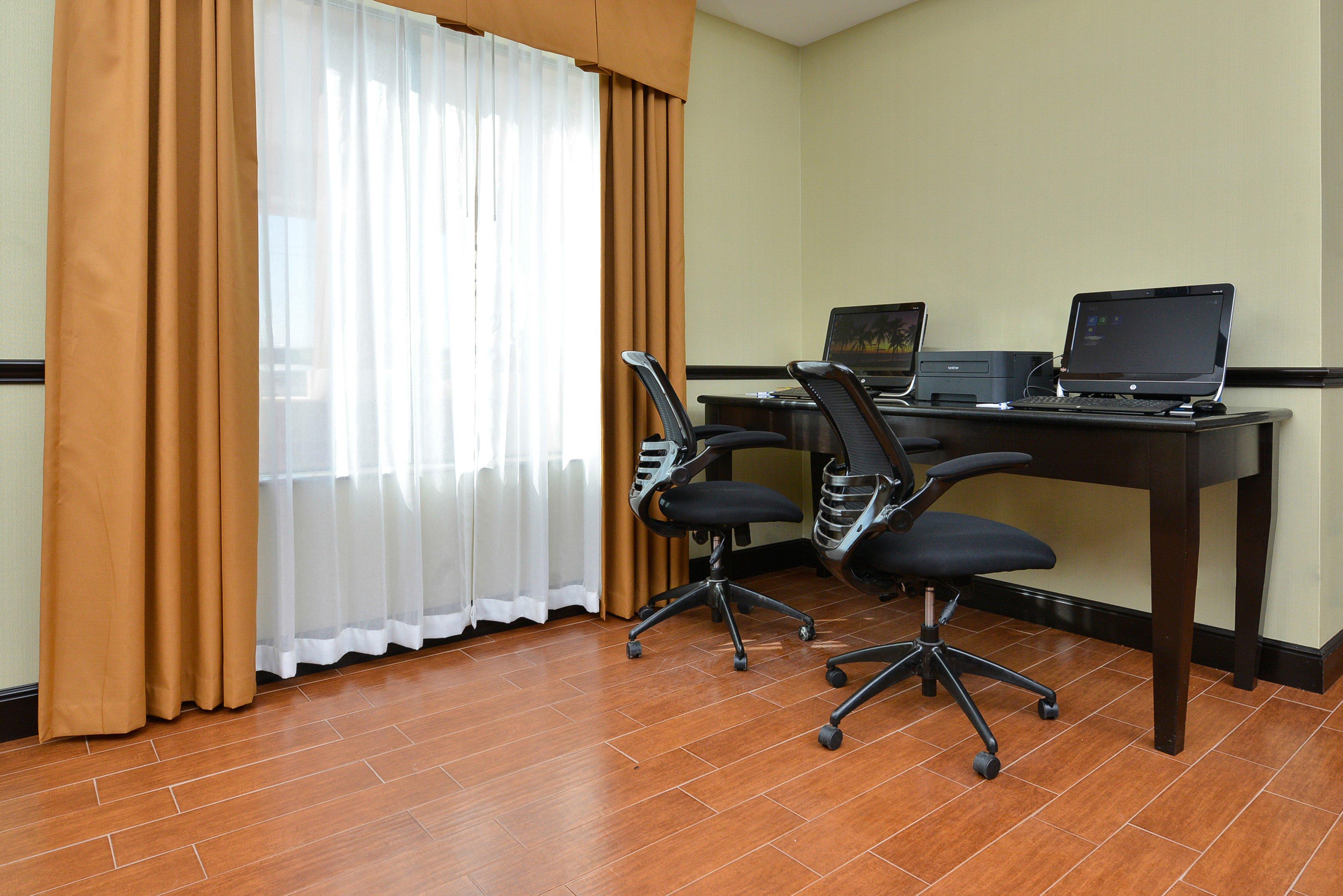 Holiday Inn Express Alva By Ihg Kültér fotó